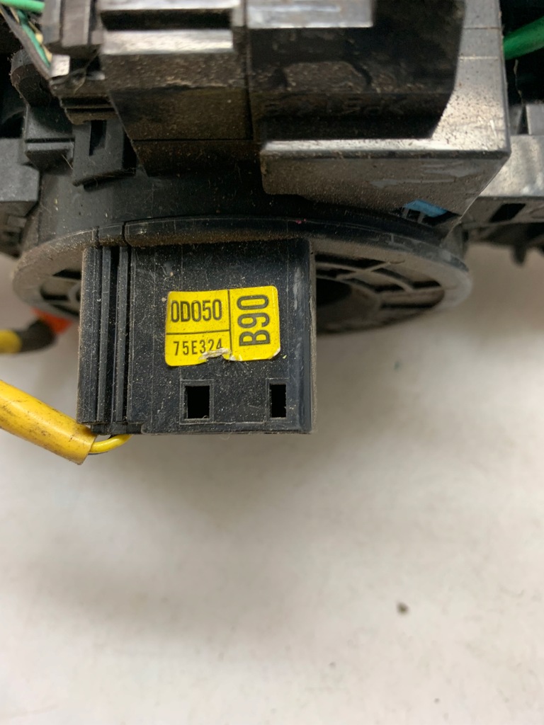 фото №13, Переключатель комбинированный 0h070-17j089 toyota