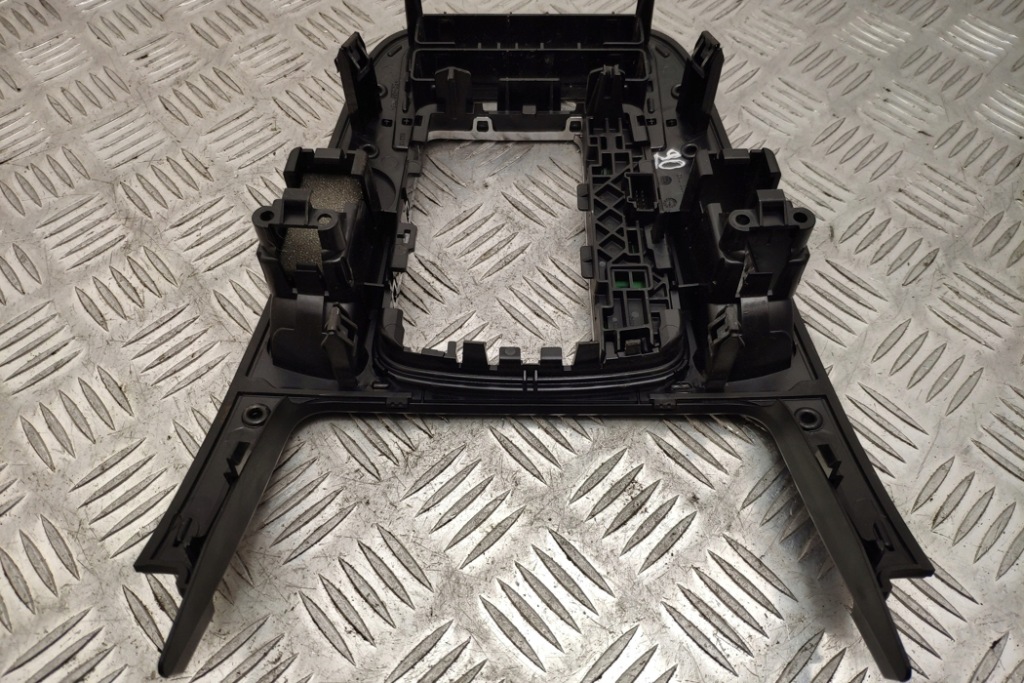 фото №8, Рамка переключения передач audi a5 sportback 8ta 8k0864261f 3.0l бензиновый 245kw