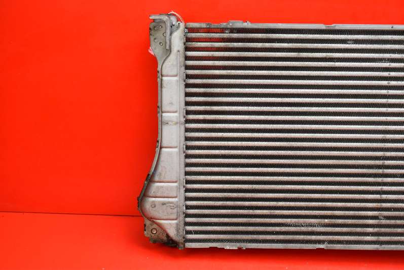 Радіатор інтеркулер 127100-3521 toyota avensis t27 2.0 d-4d 11r Доставка