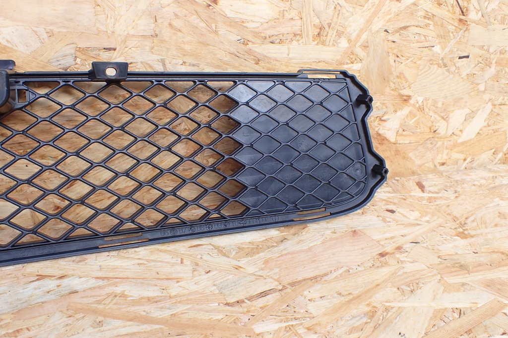 фото №8, Решітка радіатора бампера mitsubishi lancer 07- 6400a827