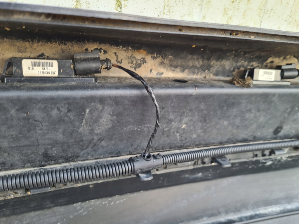 фото №9, Бампер задня golf v hb з датчиками pdc джгут