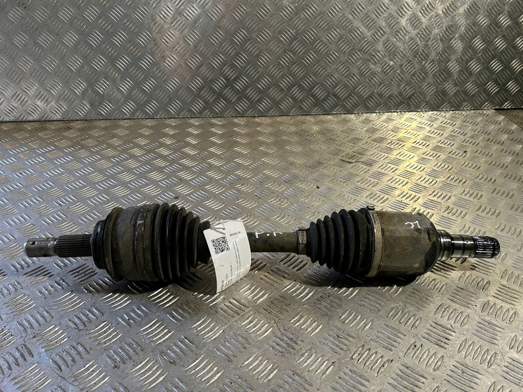 фото №1, Toyota land cruiser j150 2017 приводной вал передняя