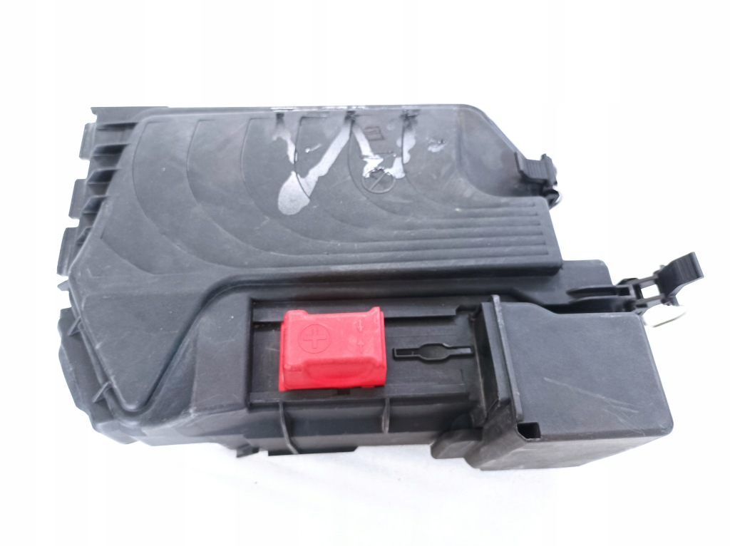 Mercedes a45 w176 amg коробка предохранителей Недорого