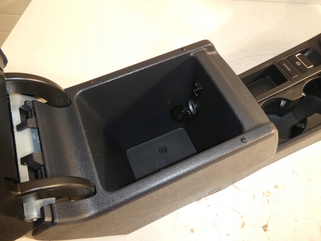 фото №8, Туннель подлокотник vw tiguan plus 5n0864251b