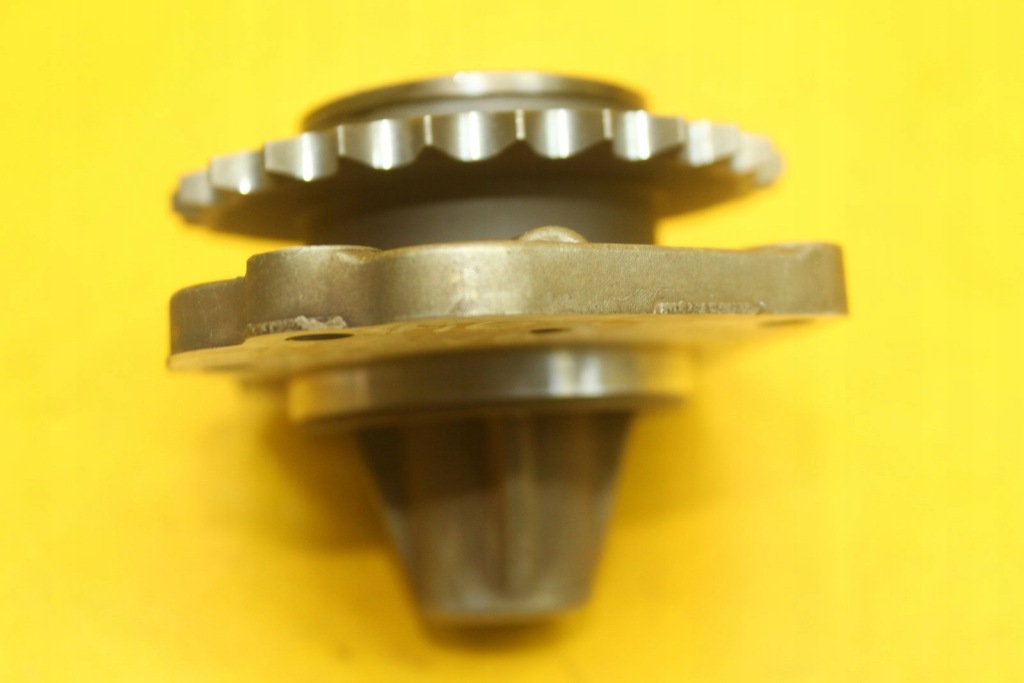 фото №5, Колесо зубчатое направляющая направляющая audi a6 c6 4.2 b bbk 079109570ad 079103337b