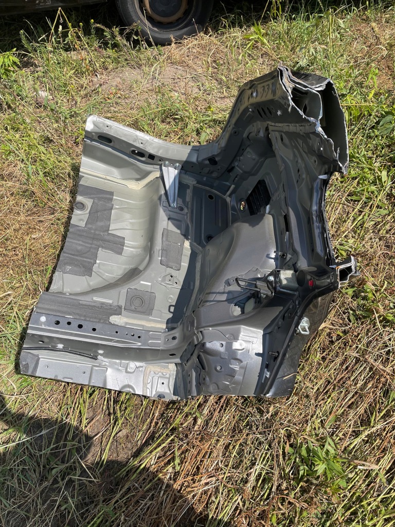 фото №3, Toyota rav4 v 2019- чверть ліва задня