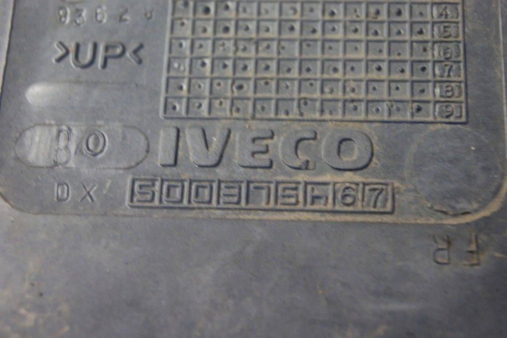 фото №4, Поріг підніжка підкрилок правий iveco stralis 500375h67