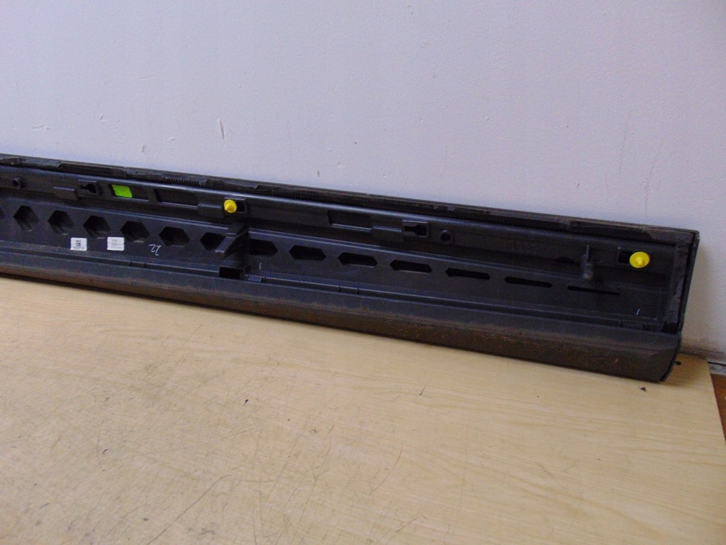 фото №11, Молдинг боковая дверь левый перед audi q8 4m8853959c