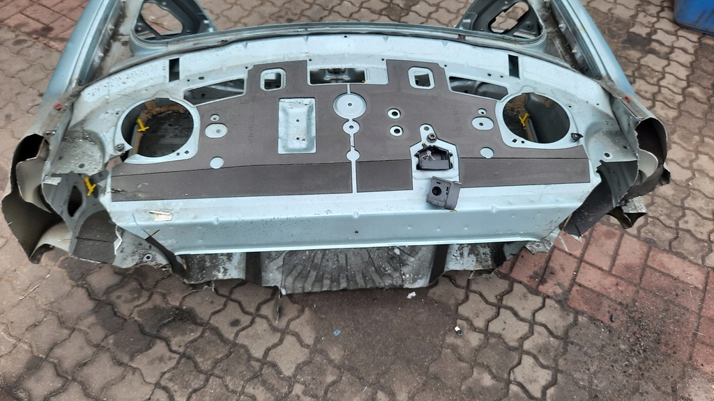 фото №9, Четверть pas задний балка задняя volvo s40 00-04r