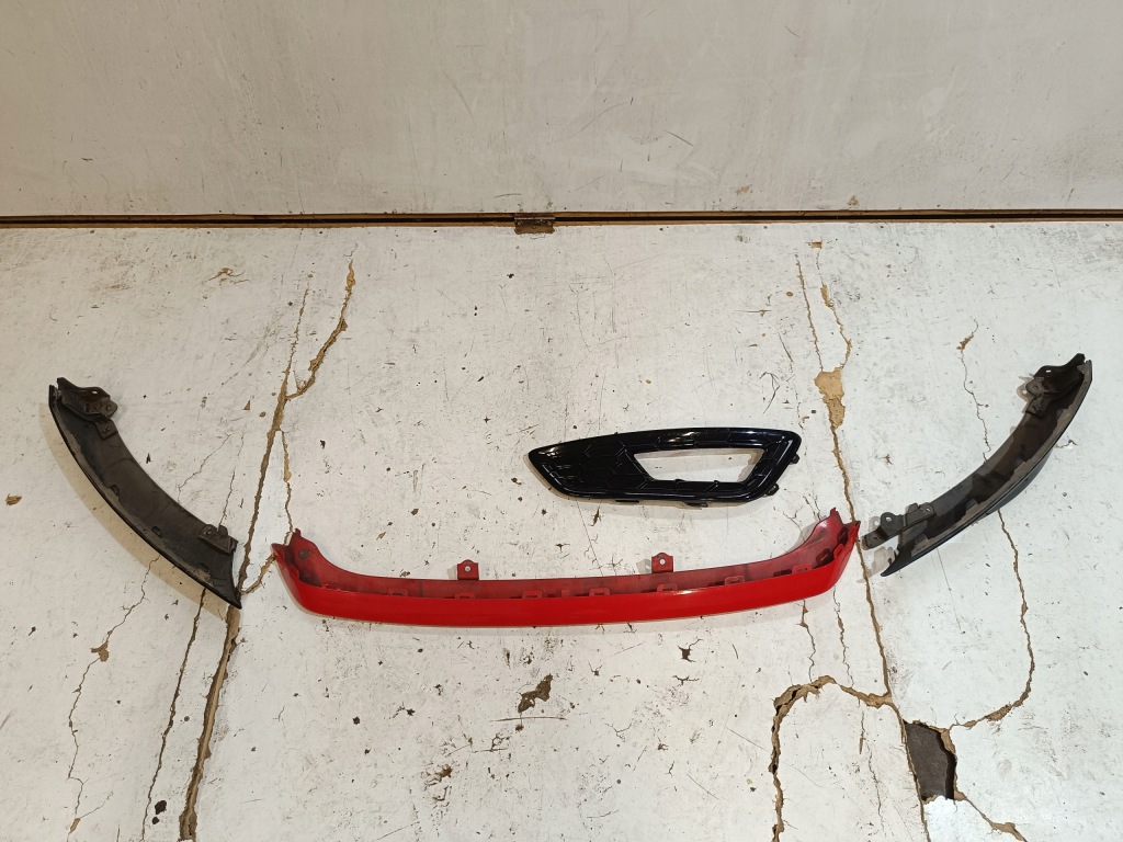 Купити Бампер решітка ford focus mk3 рестайлінг  st перед спойлер