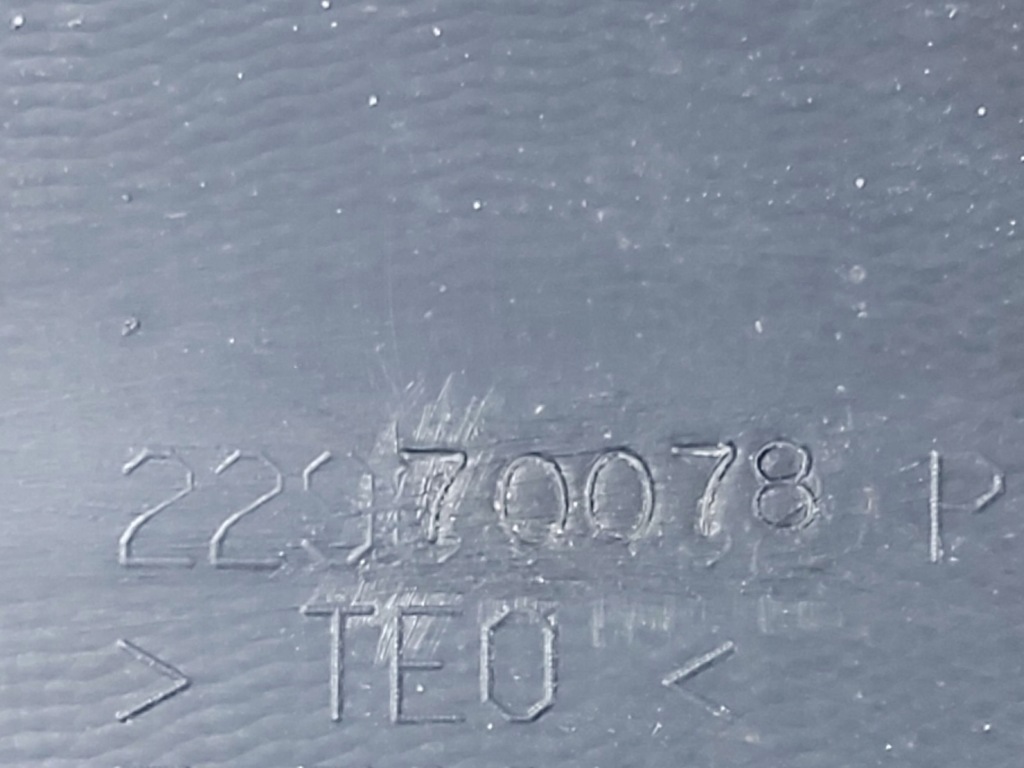 Накладка поріг права сторона cadillac xts 84077218 Київ