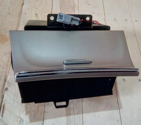 фото №1, Jeep grand cherokee wk2 пепельница бардачок usb