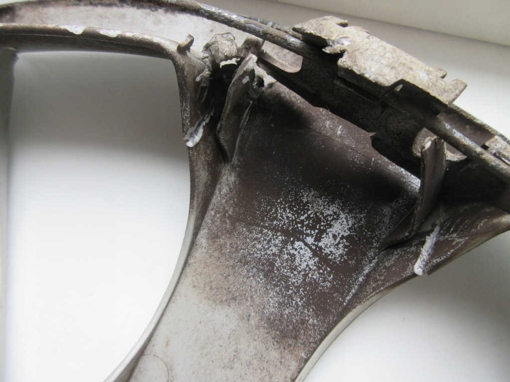 фото №8, Колпак крышка toyota corolla e15 auris 42602-12720