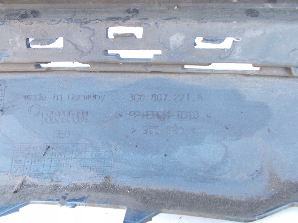 фото №16, Бампер передній перед vw passat b8 3g0807221a pdc