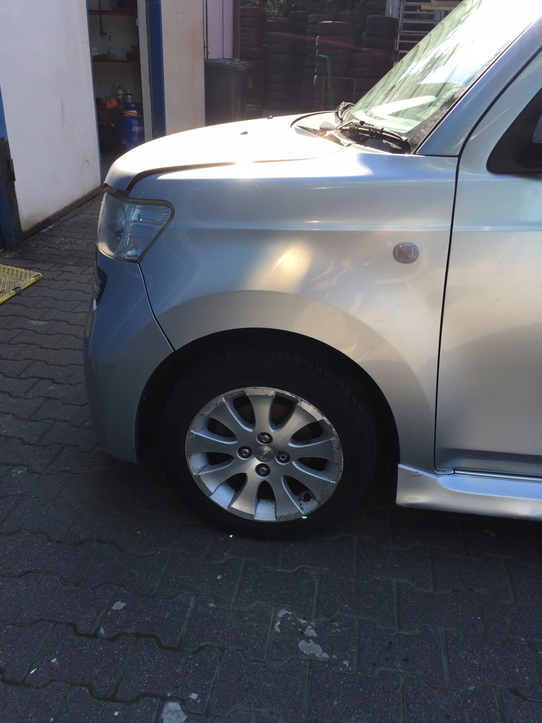 фото №1, Daihatsu materia 2006- четверть левая перед