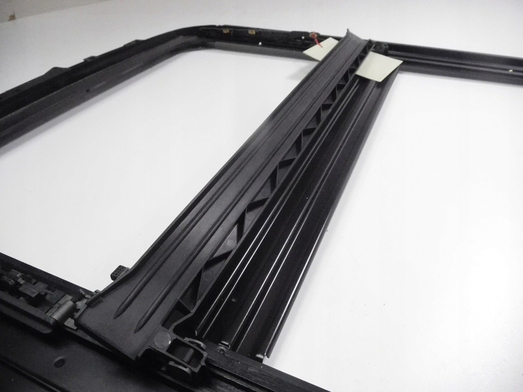 фото №8, Рама люк volkswagen golf iv оригинальный номер 8d5877049a