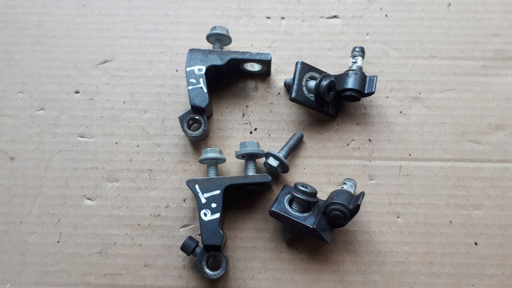 фото №1, A4 b9 8w петля петлі двері праве правий задня lx7r