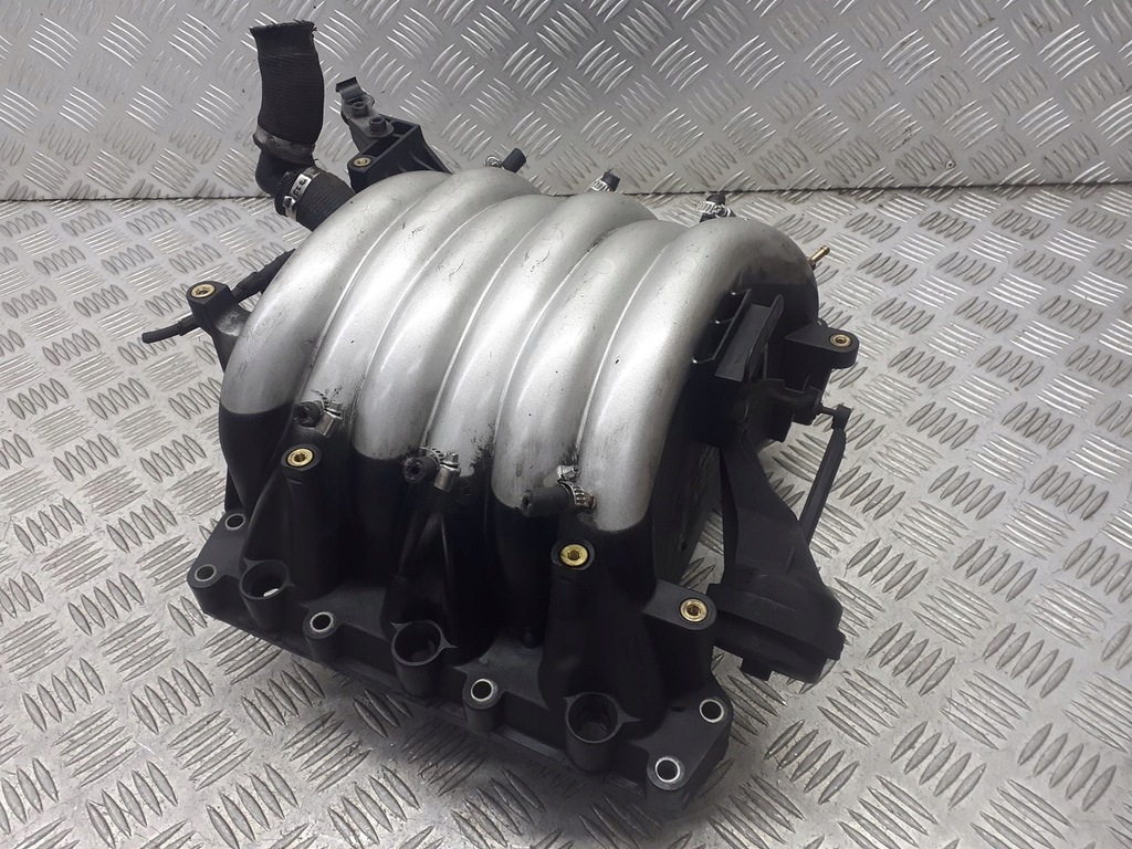 фото №1, Коллектор всасывающий audi a6 c5 2.4 v6 078133151dp