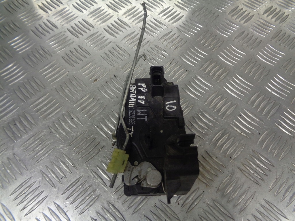 фото №1, Замок двері правий перед opel astra h 13220368