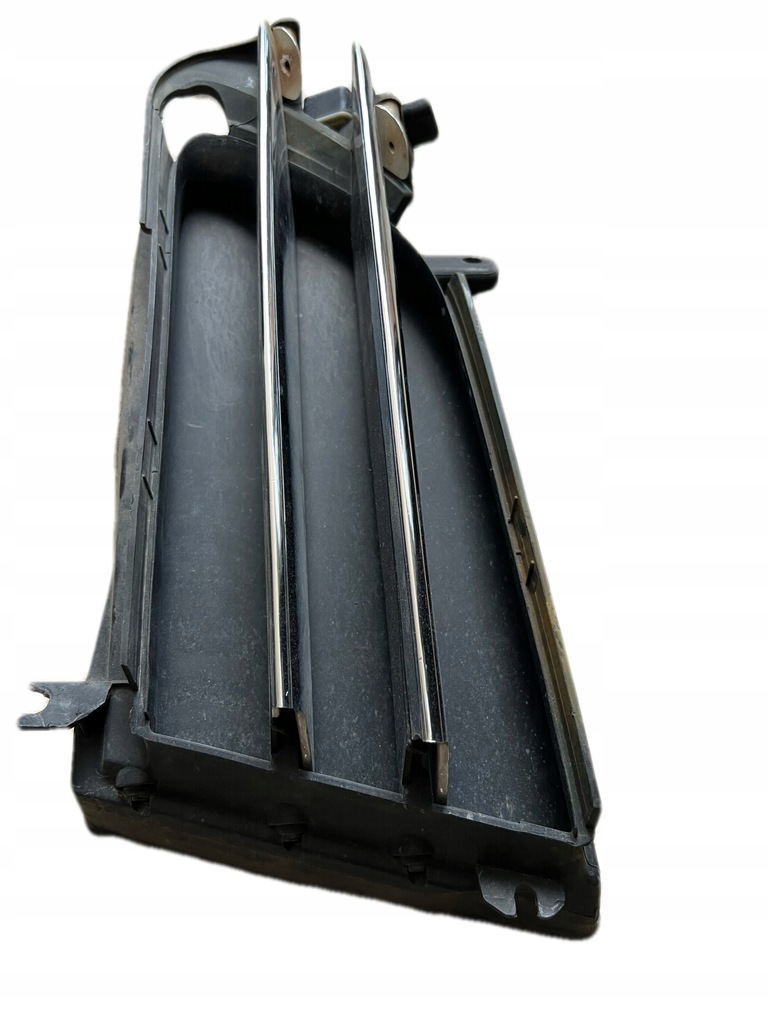 фото №7, Tesla model s жалюзі ліва 1007268-00-d комплектна