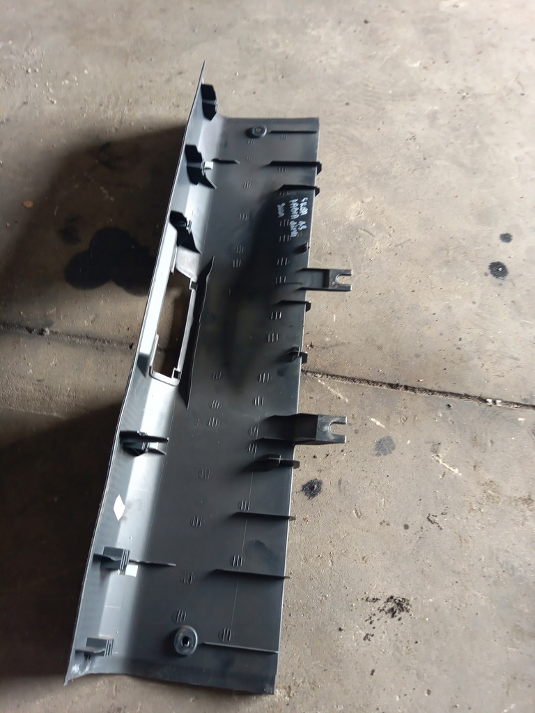 фото №8, Накладка na порог багажника skoda fabia 6y0863485