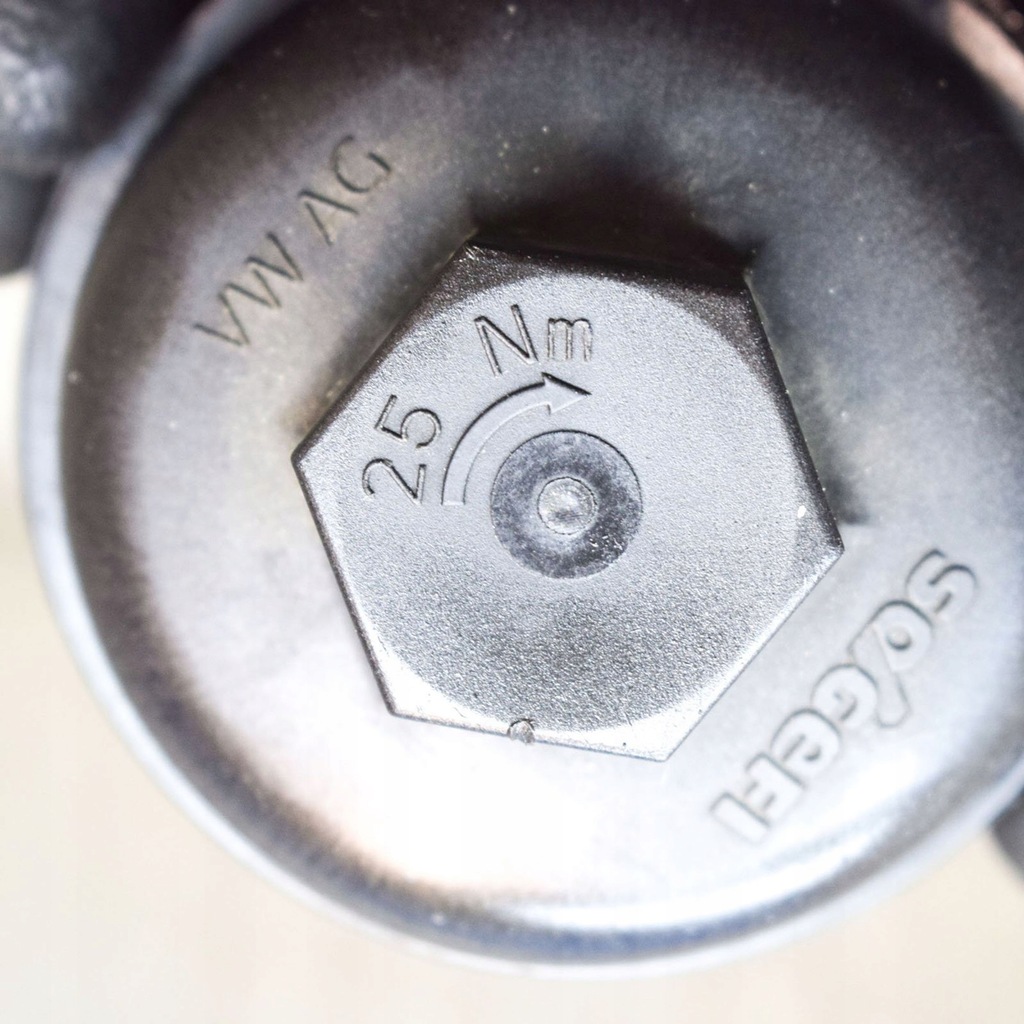 фото №6, Porsche panamera 971 2019 гайка фильтра масла