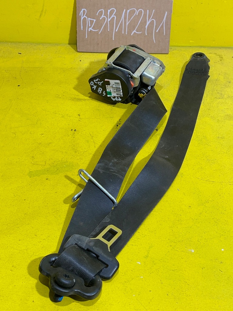 Купити Ford focus mk3 - ремінь безпеки - правий перед - bm5161294acw