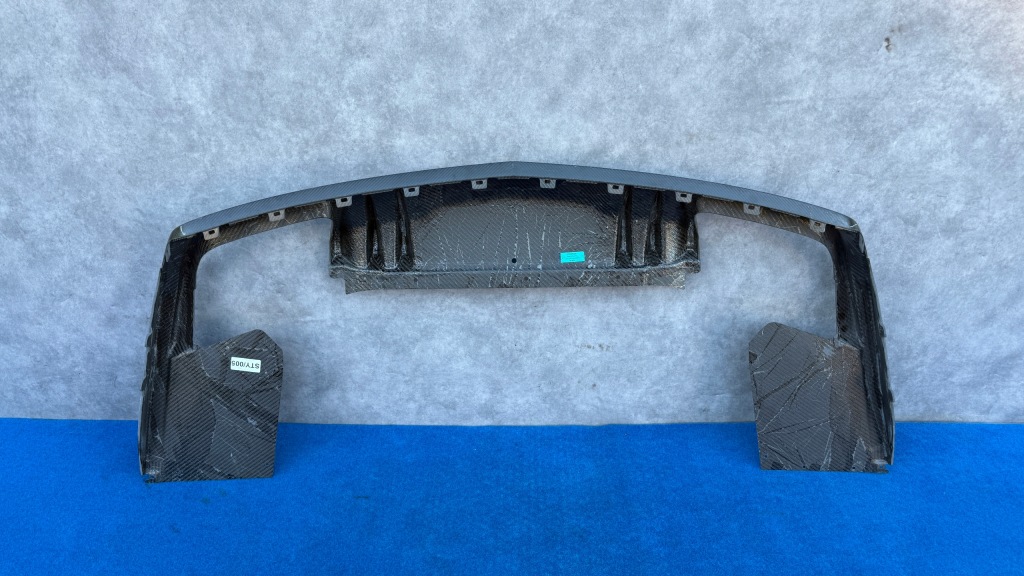 Cadillac ct5 ct-v 20-25rok спойлер бампера задний  диффузор карбон sty/005 Недорого