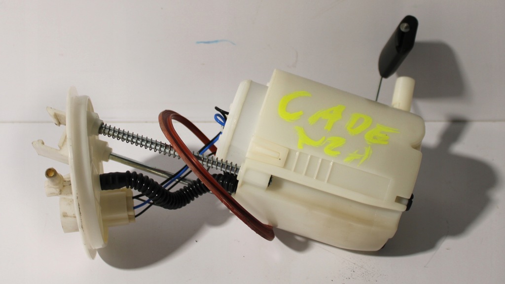 фото №1, Kia cadenza насос пального w бак