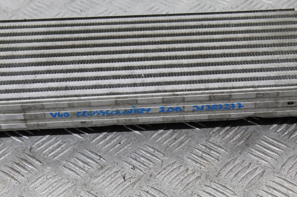 фото №7, Volvo оригінальний номер 31367277 радіатор повітря