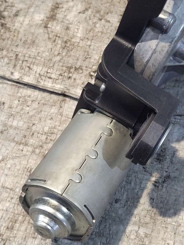 фото №9, Двигатель дворники задняя volkswagen fox 05r.