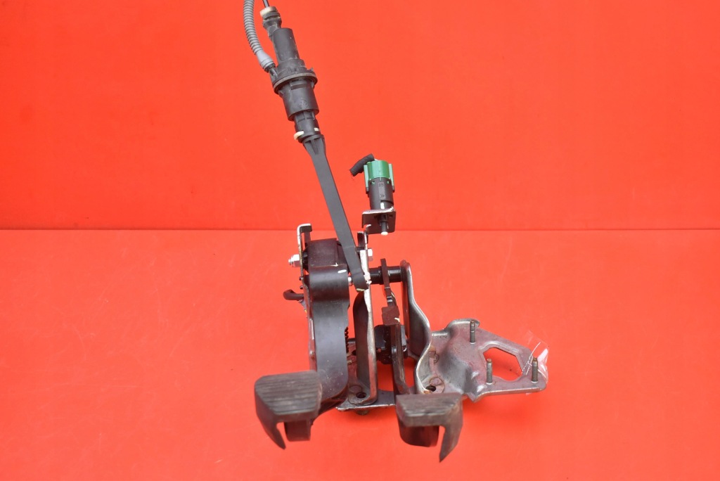 фото №1, Педаль педалі зчеплення гальмо eu peugeot 208 1 i 12-19