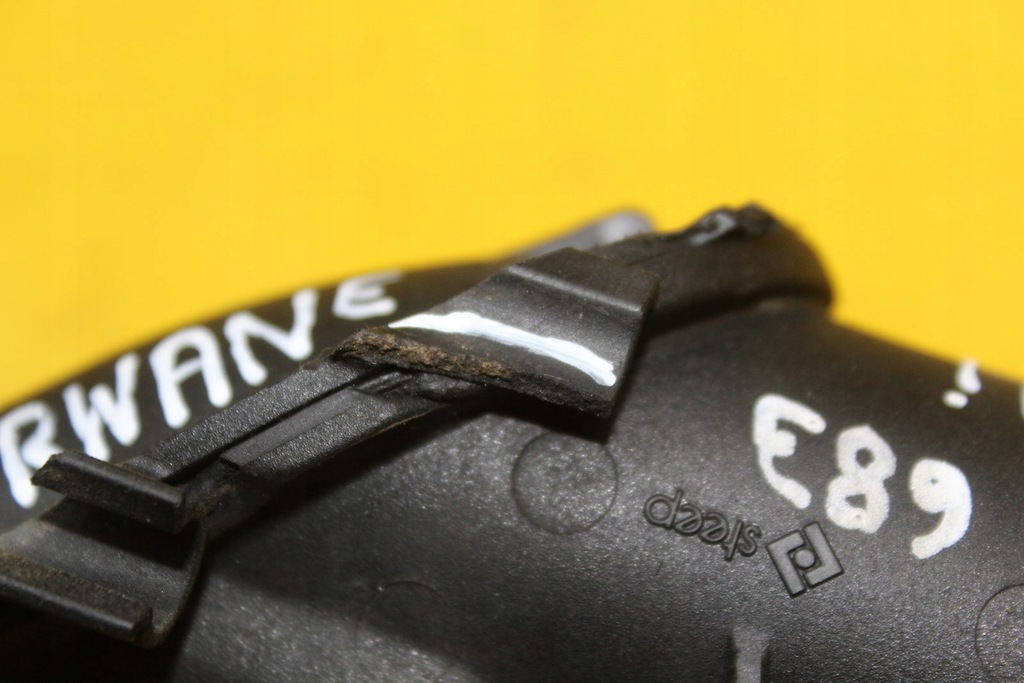 фото №4, Заливна горловина оливи 9645661680 peugeot 407 2.0 hdi