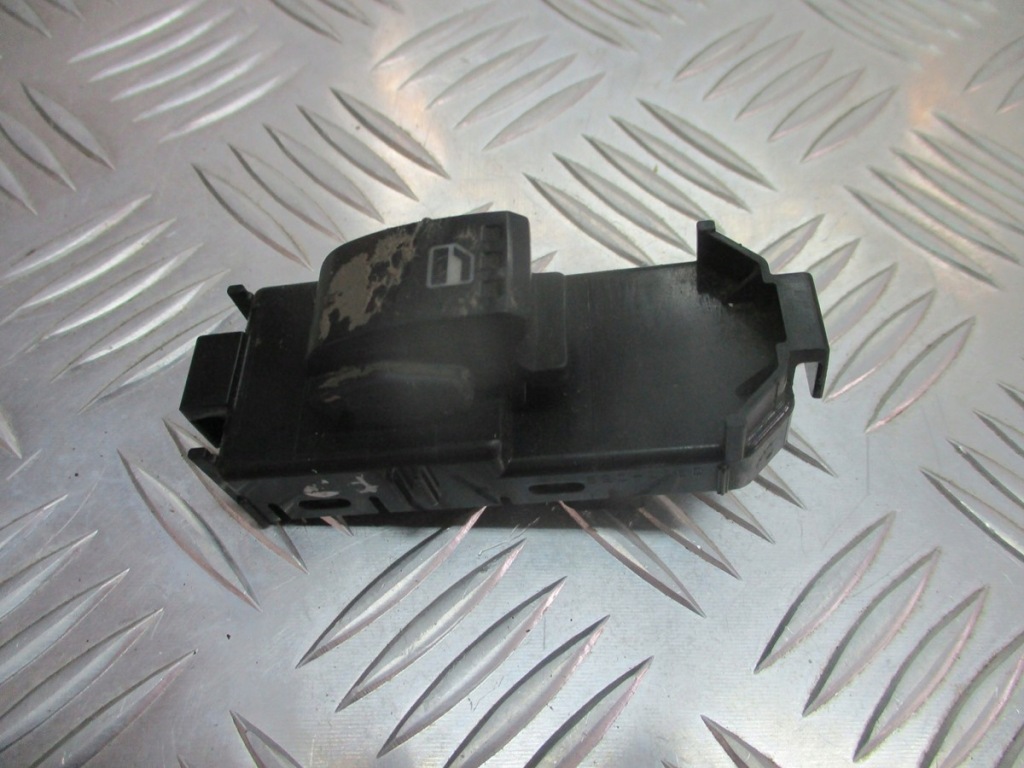 фото №1, Перемикач скло daihatsu materia