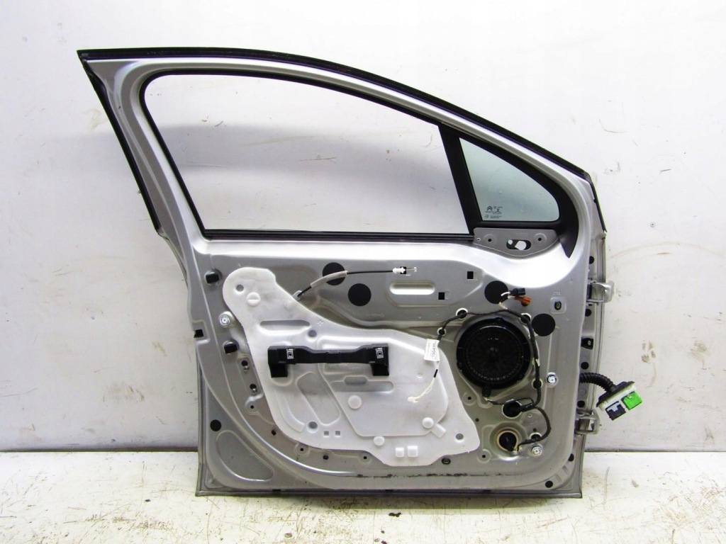 фото №4, Дверь передние левый перед ezrc citroen c3 iii