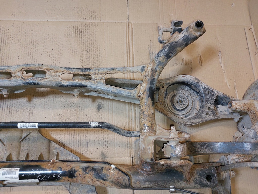 фото №16, Балка подрамник задняя vw golf vi hb