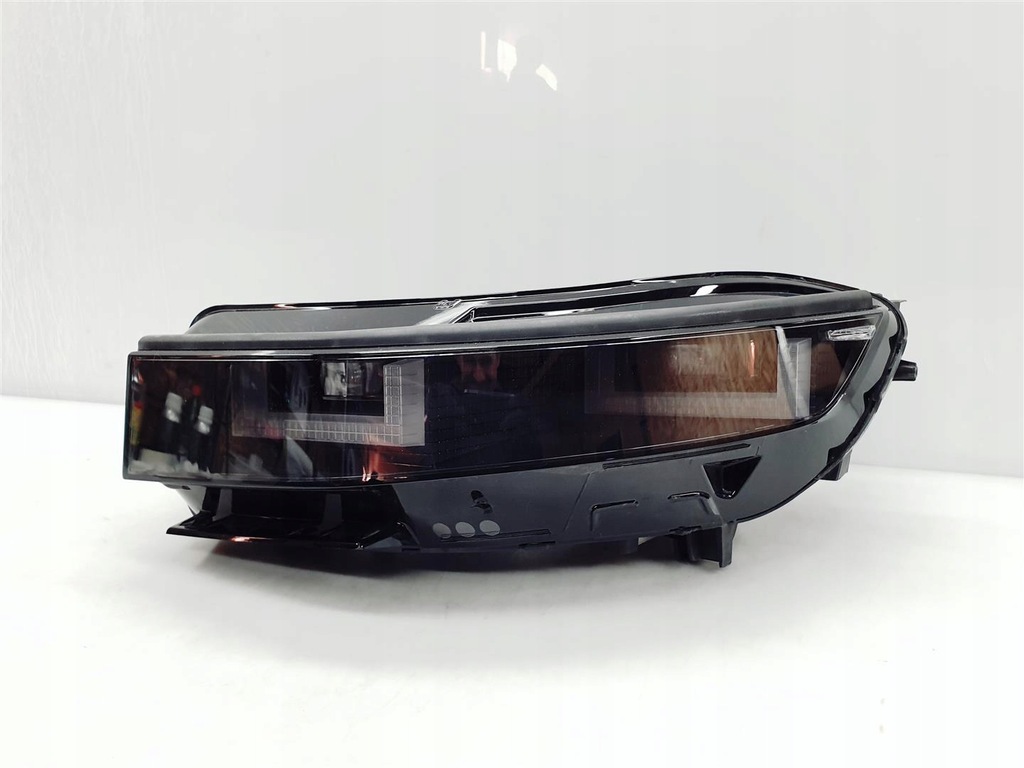 фото №1, Hyundai ioniq 5 21r+ левая лампа перед full led ory eu !!!