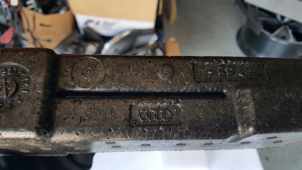 фото №9, Новый оригинальный абсорбер бампера передний audi a3 8v0807550a