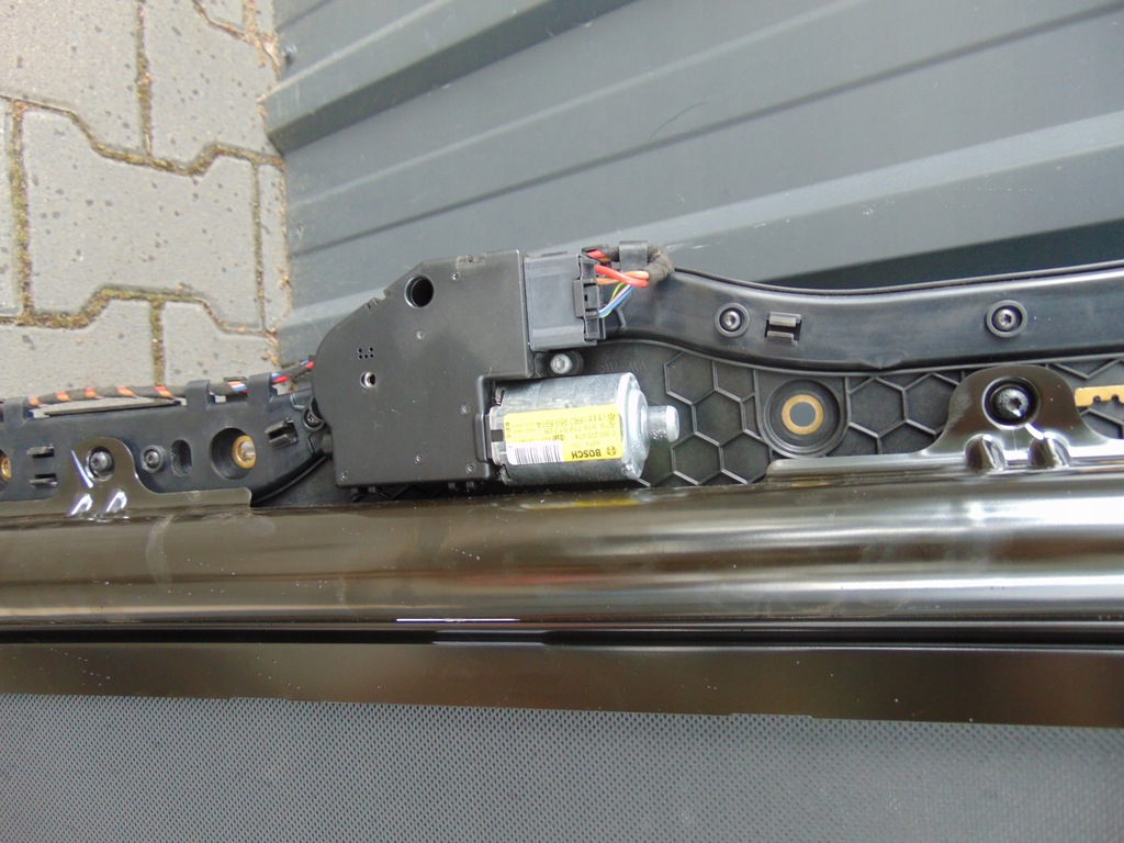 фото №8, Крыша панорама комплект audi sq5 q5 8r0877041