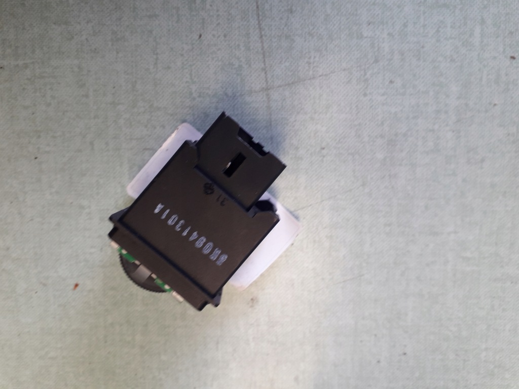 фото №1, Audi a4 a5 8t перемикач регулювання світла