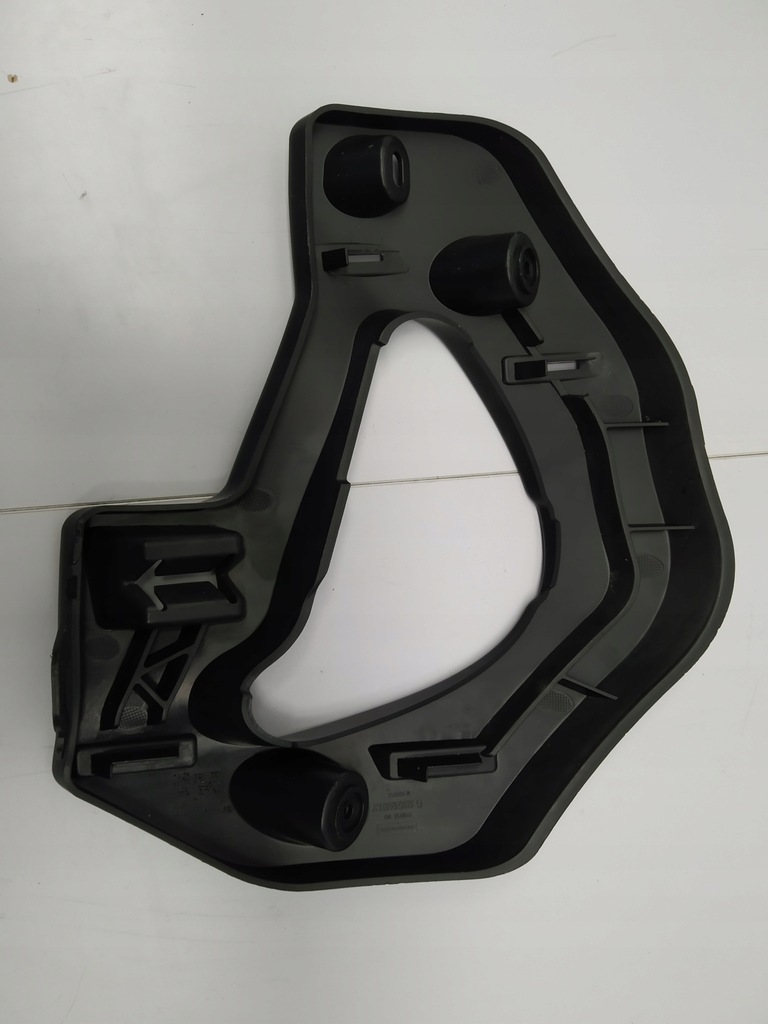 фото №14, Renault zoe направляющая бампера правый левый перед