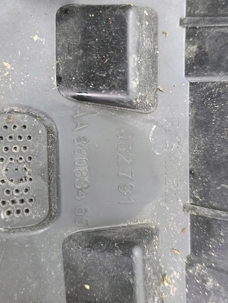 Citroen ds7 crossback накладка молдинг накладка бампера перед переднего Недорого