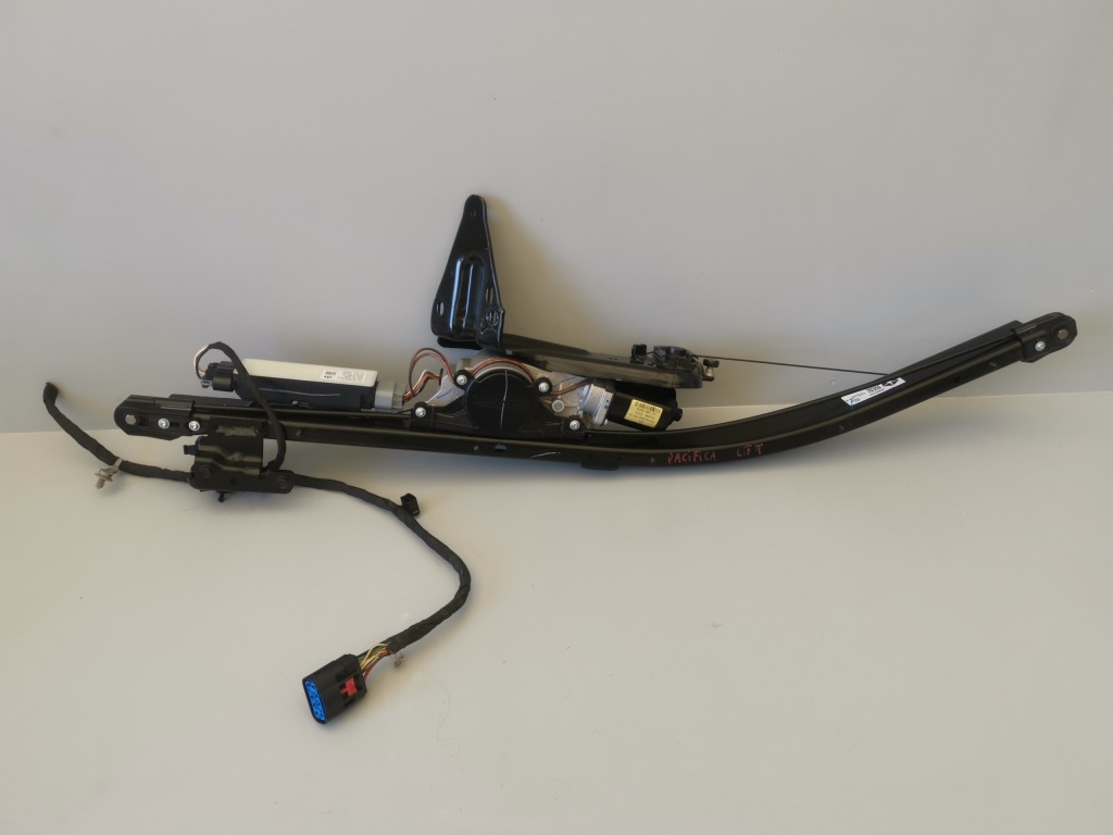 Купить Chrysler pacifica ii 21r. америка механизм направляющая привод дверь 68369596ae