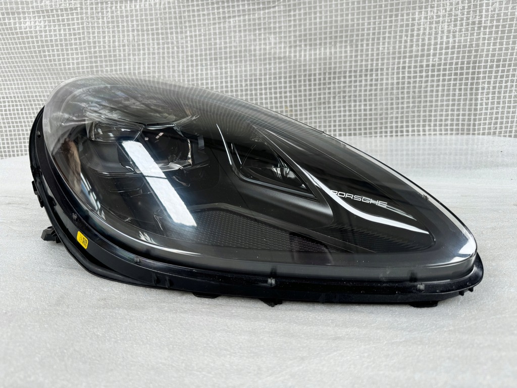 фото №1, Porsche macan lift права лампа full led matrix