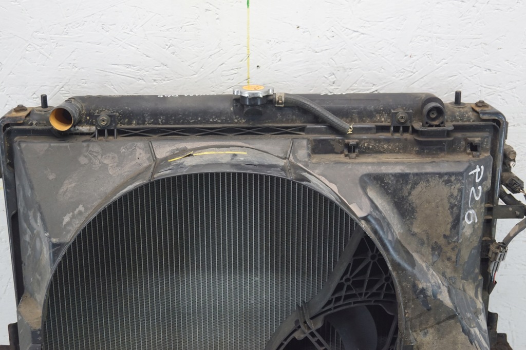 фото №14, Радіатор вентилятор nissan navara d40 2.5 dci автоматична коробка передач