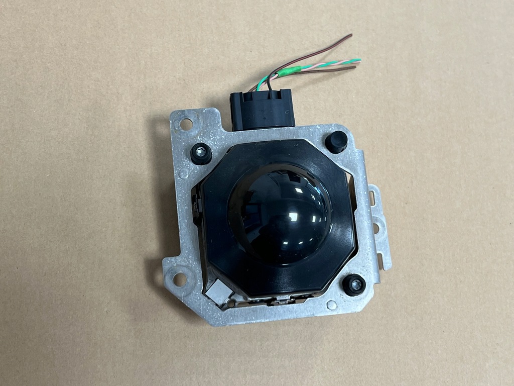 фото №1, Audi a4 a5 8w радар distronic правий 8w0907561j