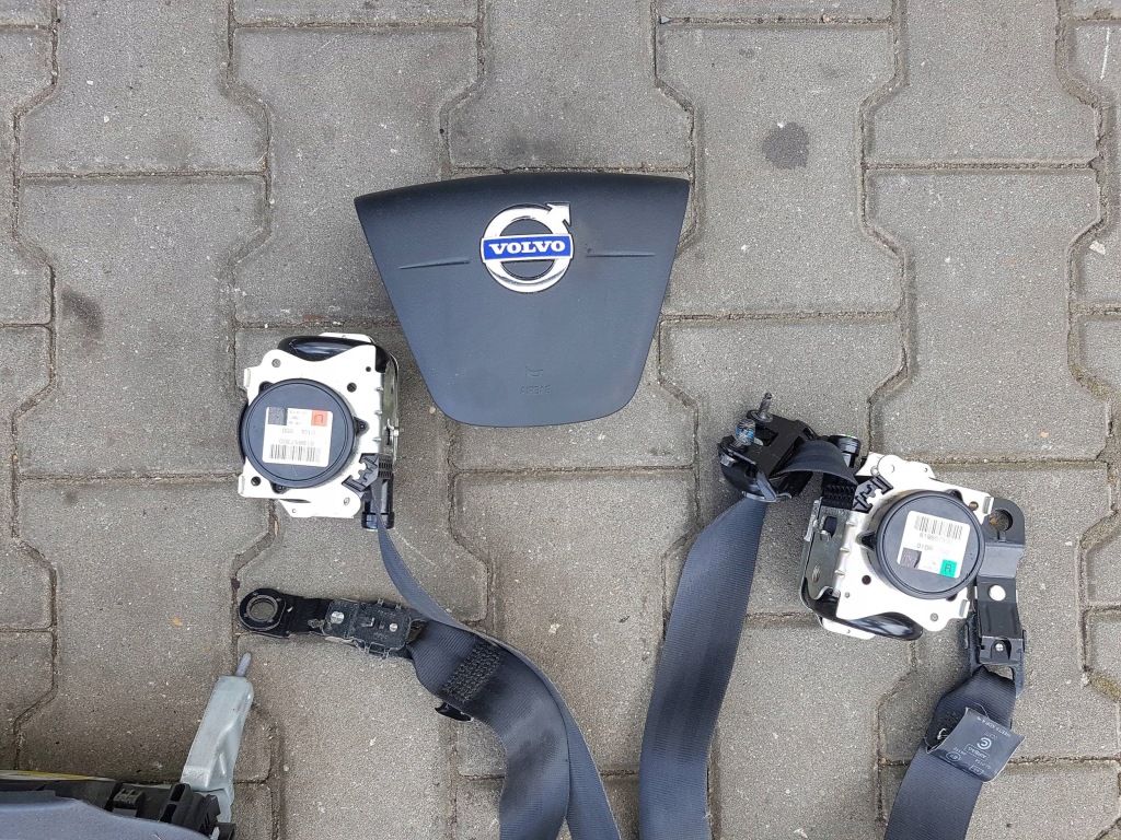 фото №6, Volvo v40 ii 12-19r панель приладів приладова консоль подушки безпеки подушка безпеки ремені