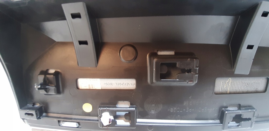 фото №16, Молдинг двері лівий задня vw tiguan 5na r-line 5na854949m