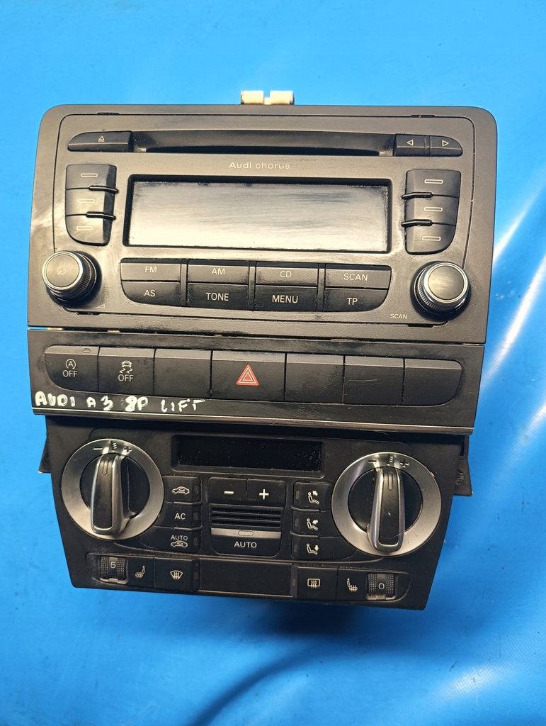 фото №1, Радио панель кондиционера обдув рамка audi a3 8p lift