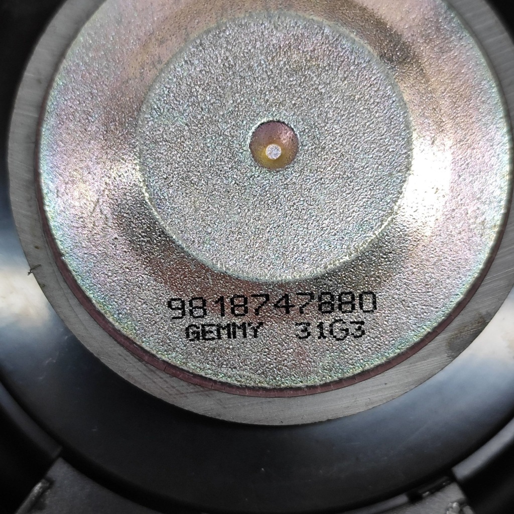 фото №8, Peugeot 2008 ii 2023 правая сторона динамик дверь передних